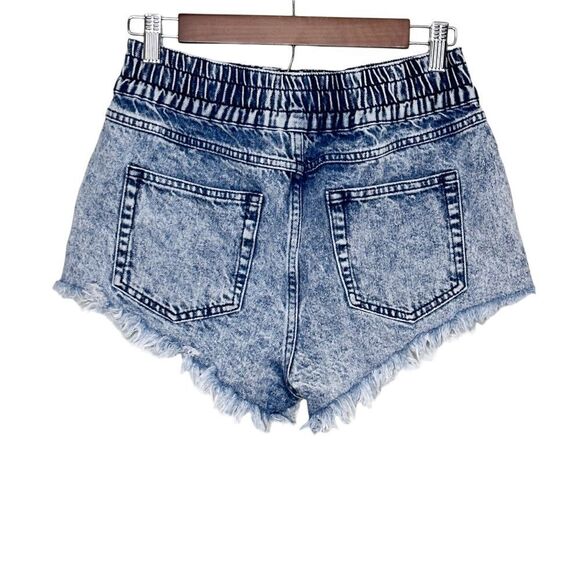 BDG Urban Outfitters Cheeky ‘80s Acid Wash Elastic Denim Shorts Size 29 - Picture 6 of 8